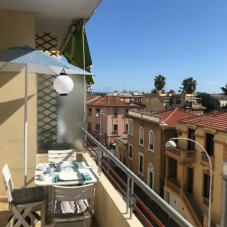 La Lanterne